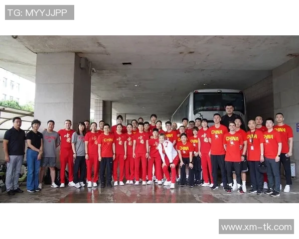 姚明与镇平的篮球情缘与文化交融之旅探秘 姚明与镇平的篮球情缘与文化交融之旅探秘