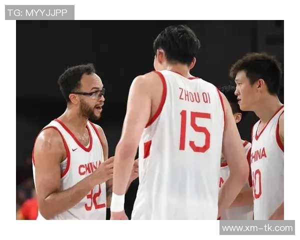 姚明怒火中烧对手挑衅引发赛场风波瞬间成焦点