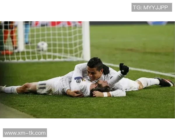 足球巨星闪耀荧屏精彩瞬间广告视频合集尽显魅力与激情 足球巨星闪耀荧屏精彩瞬间广告视频合集尽显魅力与激情