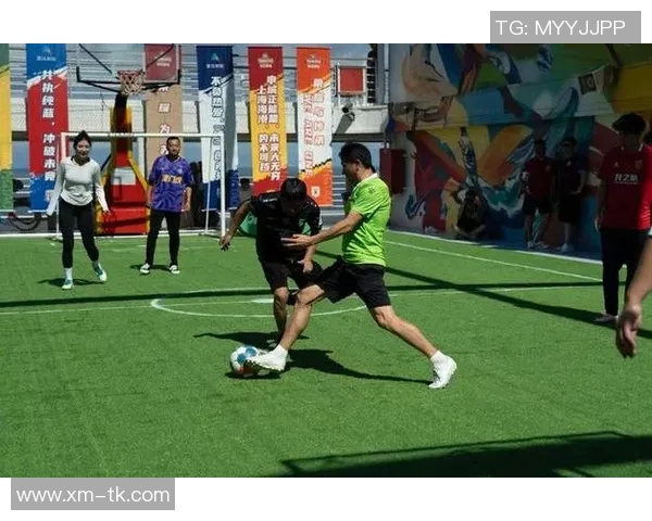 畅享足球明星啤酒1升的激情与畅快体验,尽在每一口啤酒中释放热情 畅享足球明星啤酒1升的激情与畅快体验,尽在每一口啤酒中释放热情